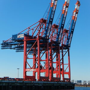 2012 11 30 130036 - Hafenrundfahrt Hamburg - 
1/680s - f 5.6 - ISO 200 - FUJIFILM XF18-55mm F2.8-4 R LM OIS @42,5 (äqu. 64) mm