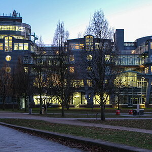 2012 11 30 163322 - Hamburg - 
1/8s - f 3.6 - ISO 1000 - FUJIFILM XF18-55mm F2.8-4 R LM OIS @32,9 (äqu. 49) mm