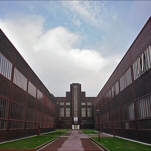 01.12.2012 - Zollverein - Kesselhaus mit mechanischer- und Elektro Werkstatt
