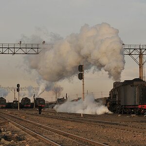 JS6209 fährt aus Xibolizhan aus
(0273)