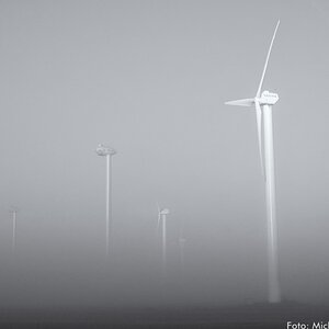 Windrad Nebel 121117 (1)