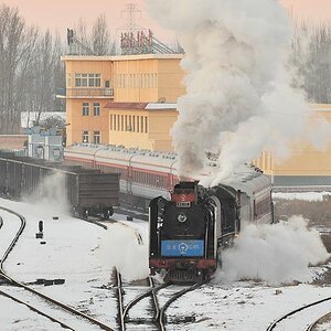 JS6245 hat Ausfahrt in Xizhan
3106