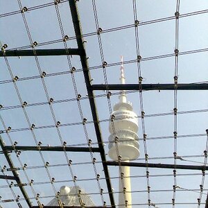 München, Olympiagelände, Schwimmhalle 02