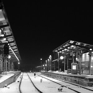 Abends am Bahnhof