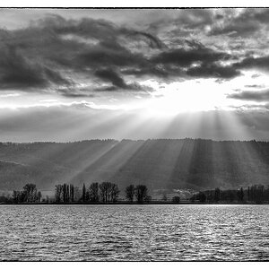 comp DSC 0008 tonemapped 2 SW