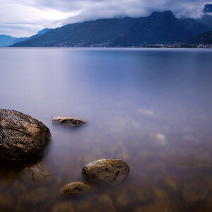 Como Lake.3