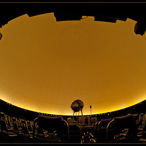 Rund mit rund: Planetarium