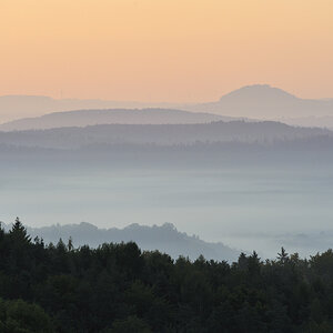 Sonnenaufgang am Königsbronnhof bei Rudersberg