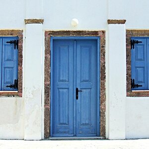 Haustüren in Pirgos / Santorini