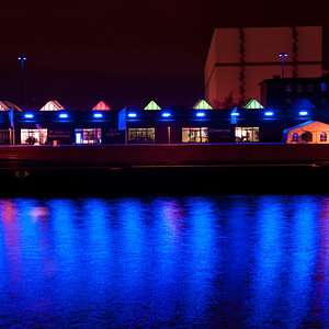 Blaues Wasser