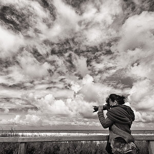 Fotografin unter dem Himmel der Bretagne, 2012