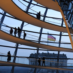 Reichstag blaue Stunde, Nationalflagge