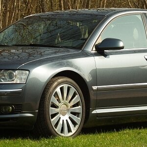 Audi A8 4E