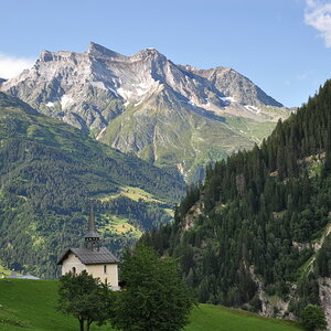 Kapelle Val mit Cavistrau