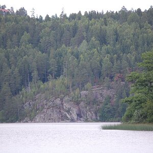 Am See Gjersjøen an der alten E18 (Gamle Mossevei)