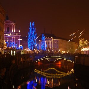 DSC 004315970002
