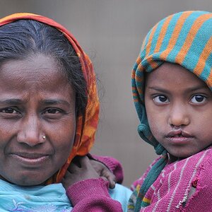 Mutter mit Kind in Saidpur
5058