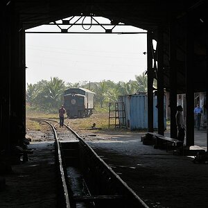 2021 im Bahnbetriebswerk in Chittagong
3864