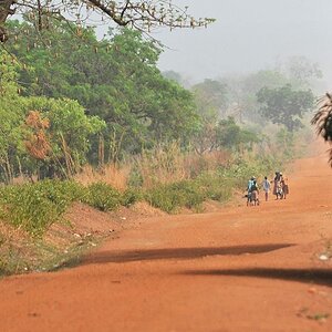 auf der Strasse nach Togo
6035