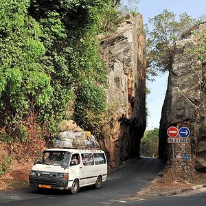 Kleinbus am Faile d' Aledjo
4921