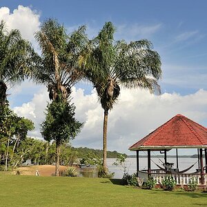 Bangara Island,  Rondell am Strand 0087