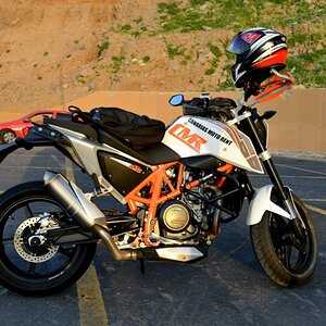 KTM Duke 690