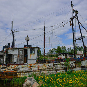 marodes Fischerboot