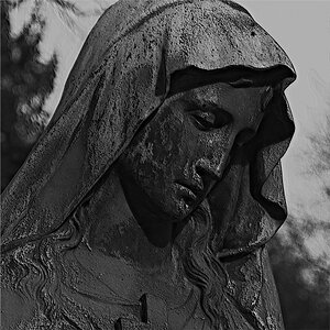 BLN AlterStMichaelFriedhof Hermannstr TRAUER 0030 130424 SW 1024