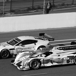 2kampf Audi/ Aston Martin