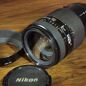 Nik3570v