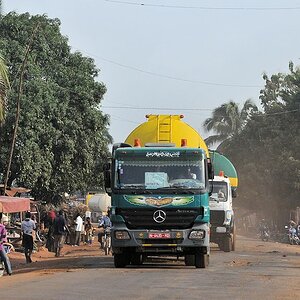 LKW 6888