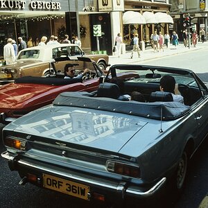 comp london84 048 90