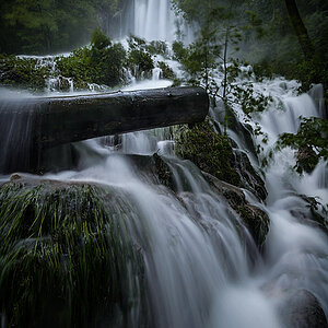Uracher Wasserfall Hochwasser 002a