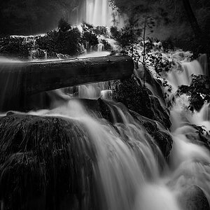 Uracher Wasserfall Hochwasser 002b
