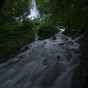 Uracher Wasserfall Hochwasser 003