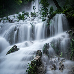 Uracher Wasserfall Hochwasser 001b