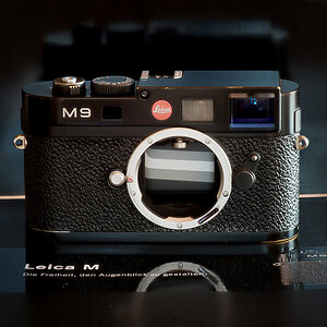 leica photoshopped