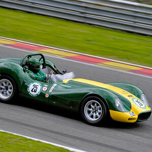 25 (Lister Jaguar