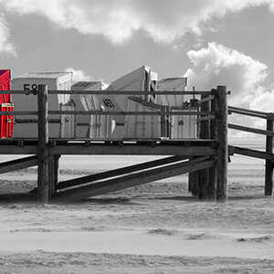 roter Strandkorb