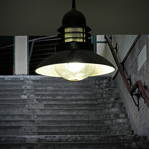 Treppenleuchte - S-Bahnhof Berlin-Waidmannslust
