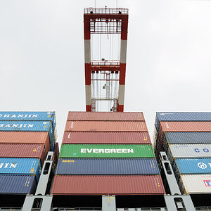 Container Hafen 3