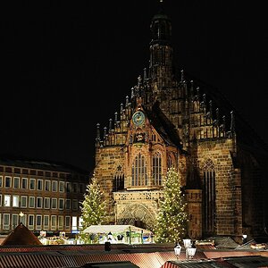 Christkindlesmarktvonoben Frauenkirche klein
