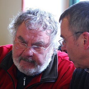 "Harzrock" Burghard und Ekke beim Fachsimpeln, IG-Treffen in Andechs 8.3.09