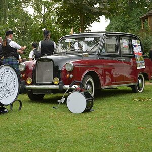 british days Krefeld Linn 07 09 13
Austin und Kapelle