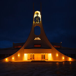 futuristische Kirchen