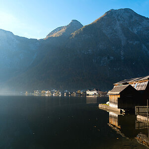 2131021 71K 0585 Morgensonne Hallstatt 1080