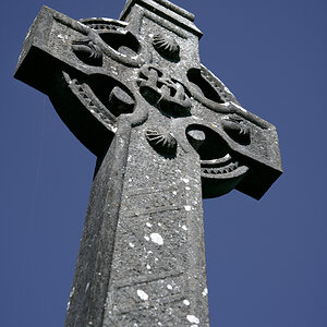 irland
clonmacnoise
friedhof
cemetery
celtic cross
keltenkreuz