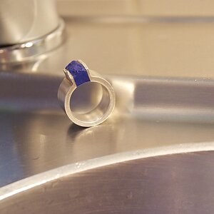 c Lapis 4077