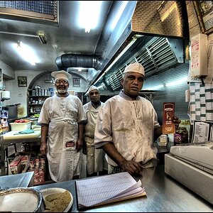 "Mumtaz", Gibraltar, die Jungs, indisch, "Fast-Food"