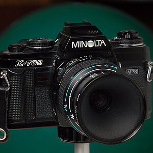 X700